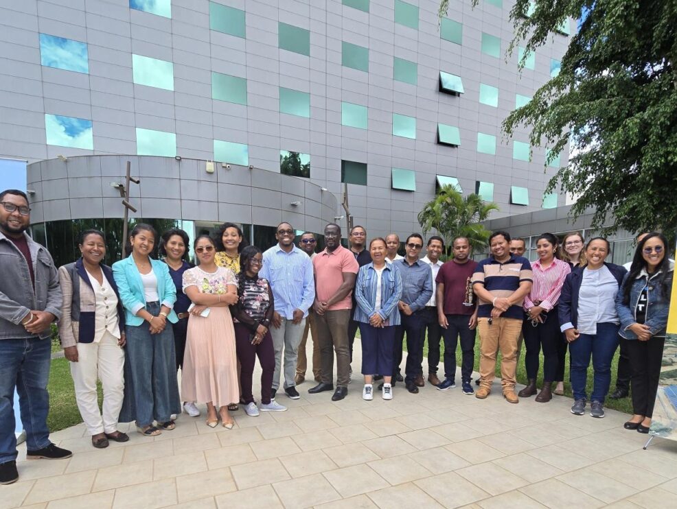 AMP and AFUR Launch Partnership to Strengthen Minigrid                                 Regulation Across Nine Countries 